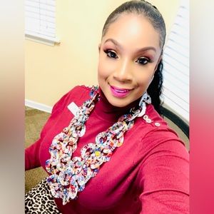 Multicolor necklace and earrings set